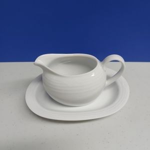 Arctic WhiteGravy Boat & Underplate (Relish) by Noritake Arctic White 40…